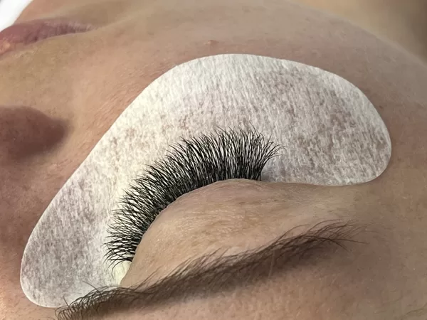 Apjoms 3D, Izliekums C, Biezums 0.10mm, Garums 12mm, Klasiskais efekts ar paceltu stūrīti